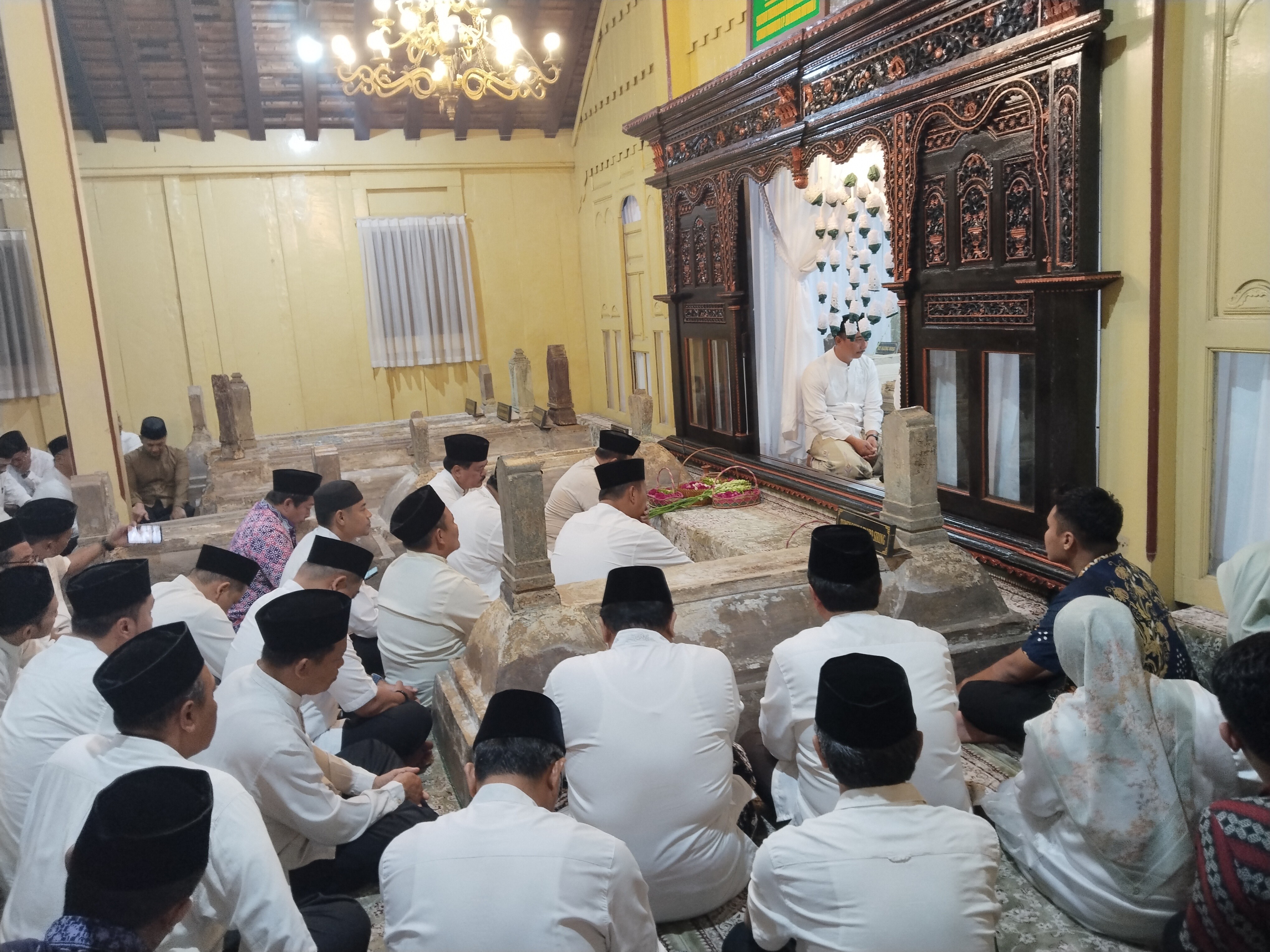 Bupati Bersama Forkopimda Ziarah Ke Makam Raja Demak, Sambut HUT Demak ke 523